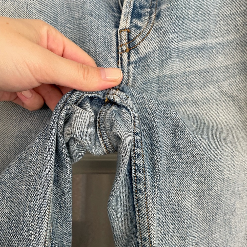 Redone High Rise Crop Jean Pale Indigo Wash - Picture 5 of 9